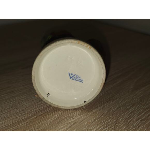 Goebel M.I. Hummel # 51 3/0 "Village Boy" 4" Tall Stylized Bee TMK-4 w/Sticker - Picture 6 of 6